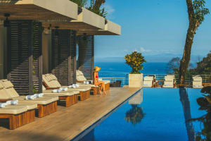 Los Altos Resort