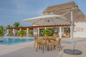 Las Verandas Hotel & Villas
