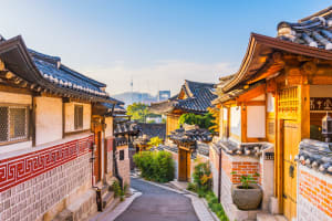 Seoul Bukchon Hanok VIllage at Sunrise - Seoul, South Korea