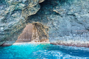 Kauai Sea Arch at the Nā Pali Coast