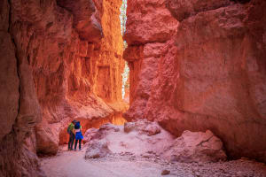 Bryce Canyon National Park Hikers in Bryce Canyon