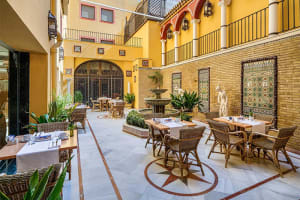 H10 Corregidor Boutique Hotel Dining