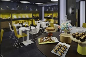 H10 Urquinaona Plaza Dining