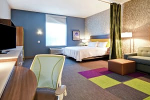 Home2 Suites by Hilton Jekyll Island Room