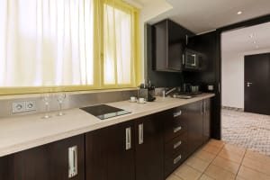 Four Points by Sheraton Munich Arabellapark Kitchen