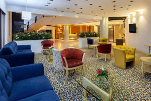 Four Points by Sheraton Medellin Lobby