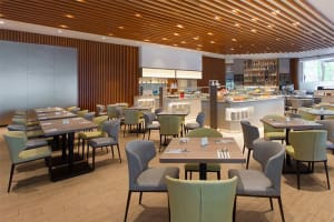 Four Points by Sheraton Singapore, Riverview Restaurant