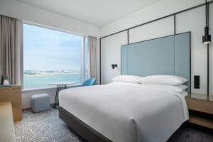 Four Points by Sheraton Hong Kong, Tung Chung Room