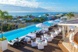The Fives Downtown Hotel & Residences Pool