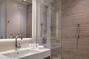 AC Hotel By Marriott Manchester City Centre Bathroom