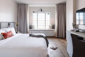 The Alida, Savannah, A Tribute Portfolio Hotel King Room