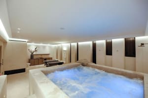 Aeonic Suites & Spa Spa