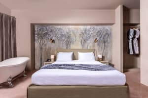 iFeel Athens Executive Suite