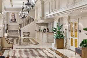 Astor Crowne Plaza New Orleans French Quarter Lobby