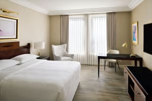 Sheraton Amman Al Nabil Hotel room