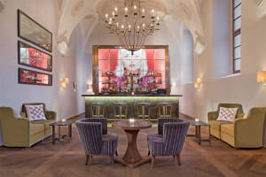 Augustine, a Luxury Collection Hotel, Prague Bar