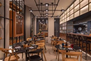 Andaz Munich Schwabinger Tor, by Hyatt Dining