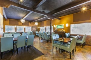 Aiden by Best Western Sedona Dining