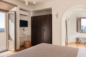 Ammothines Cycladic Suites Deluxe Sea View Suite