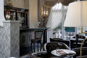 Best Western Swiss Cottage Hotel Bar