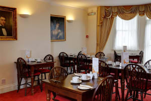 Best Western Swiss Cottage Hotel Dining