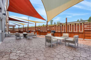 Best Western Plus Executive Residency Fillmore Inn Patio