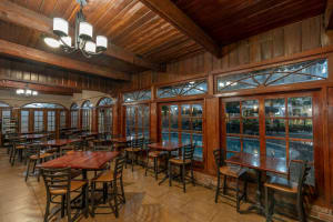 Best Western Plus French Quarter Courtyard Hotel Breakfast Area