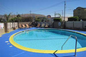 Best Western Plus Grosvenor Airport Hotel Pool