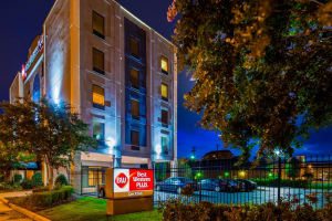 Best Western Plus Gen X Inn