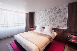 Best Western Plus Le Patio des Artistes Room