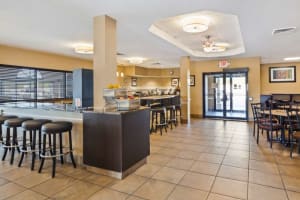 Best Western St. Louis Inn Dining