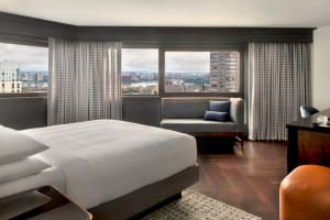 Boston Marriott Copley Place Corner King Room