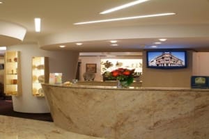 Best Western Plus Monopole Metropole Lobby