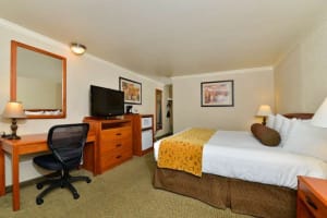 Best Western Holiday Hotel Guest Room