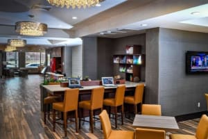 Best Western Plus Philadelphia Convention Center Hotel Lobby