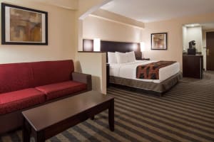 Best Western Suites Near Opryland Suite