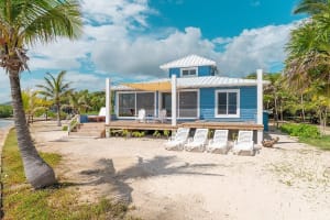 Barefoot Cay Boutique Resort & Marina