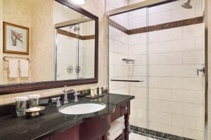 The Brown Palace Hotel and Spa, Autograph Collection Bathroom
