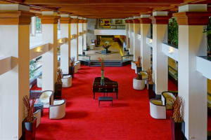 Barcelo San Jose Lobby
