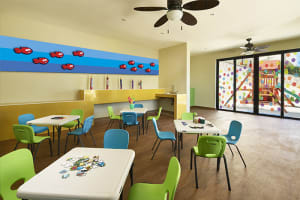 Occidental Tucancun Kids Club
