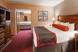 Best Western Plus King's Inn King Room