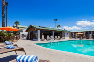 Best Western Plus King's Inn Swimming Pool