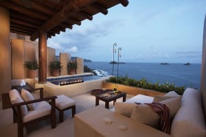 Cala de Mar Resort & Spa, Ixtapa Infinity Tub