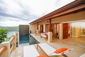 Casa Chameleon at Las Catalinas Villa
