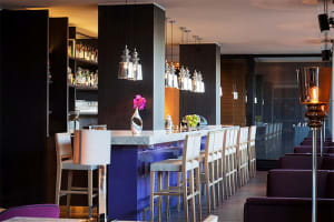 Crowne Plaza Geneva Bar