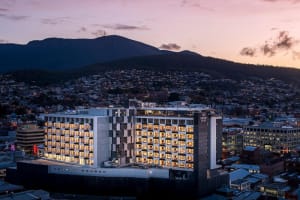 Crowne Plaza Hobart