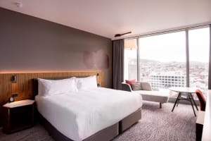 Crowne Plaza Hobart Guest Room