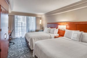 Courtyard Jacksonville Beach Oceanfront Guest Room