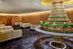 ANA Crowne Plaza Kyoto Lobby