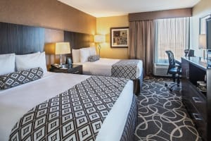 Crowne Plaza Newark Airport Queen Room